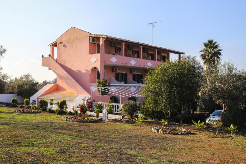 Marianna House Hotel Agios Georgios Pagon Kamer foto