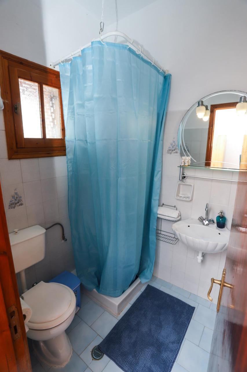 Marianna House Hotel Agios Georgios Pagon Buitenkant foto