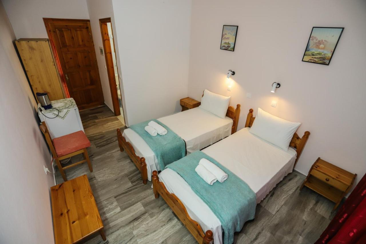 Marianna House Hotel Agios Georgios Pagon Buitenkant foto