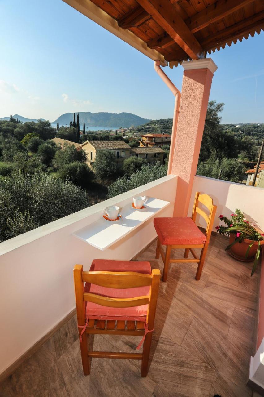 Marianna House Hotel Agios Georgios Pagon Buitenkant foto